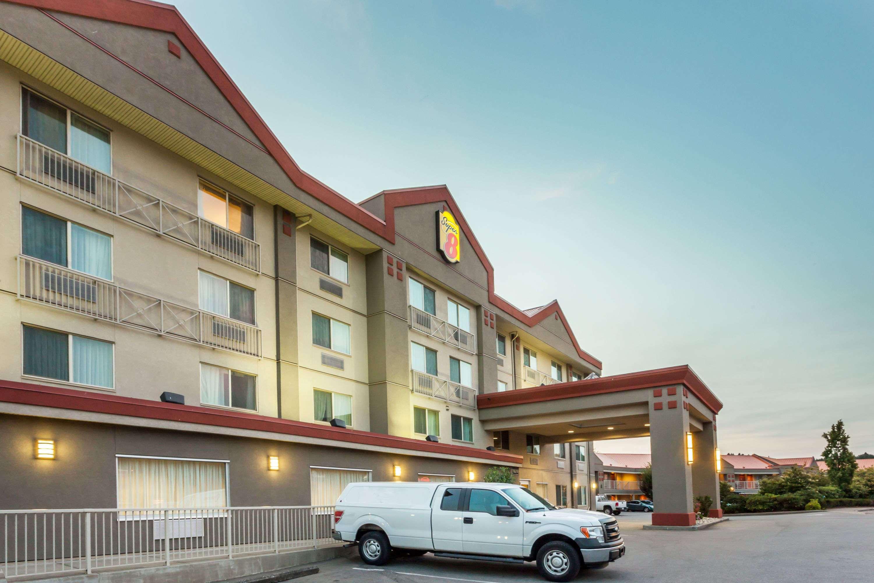 Super 8 By Wyndham Abbotsford Bc Hotel Kültér fotó